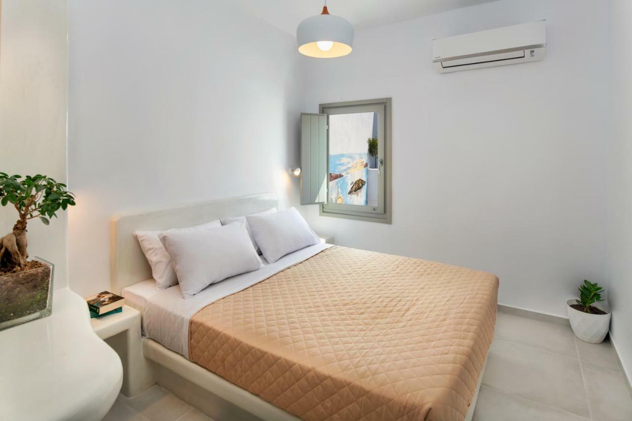 Olive Tree Suites Fira  Exterior photo