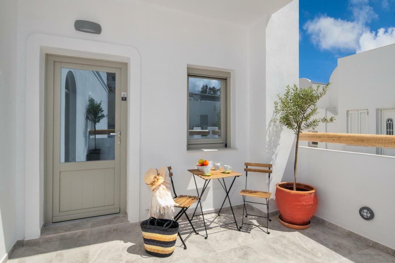 Olive Tree Suites Fira  Exterior photo