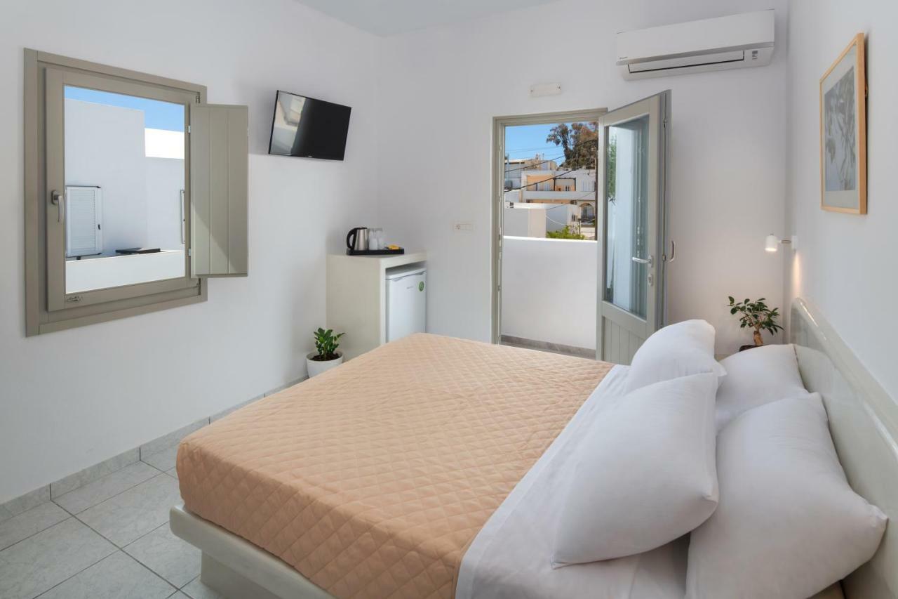 Olive Tree Suites Fira  Exterior photo